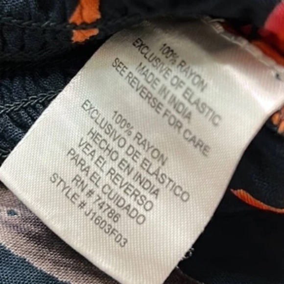 Patron of peace smocked ruffle tank top medium tropical Print women’s navy blue - Picture 4 of 5